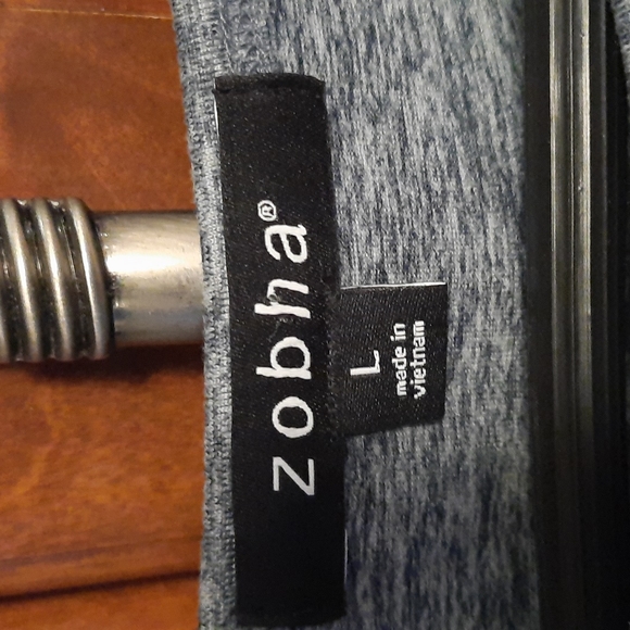 Crop Top - Picture 4 of 6